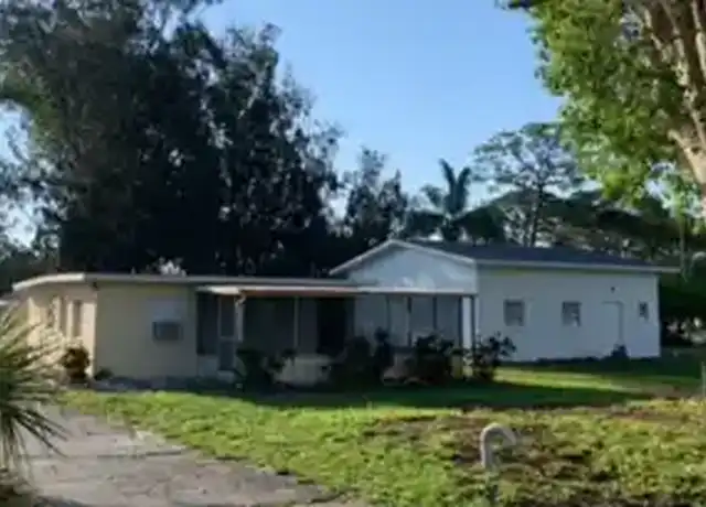 Property at 281 S Maple St, Englewood, FL, 34223, 2 beds, 1 bath, [object Object]