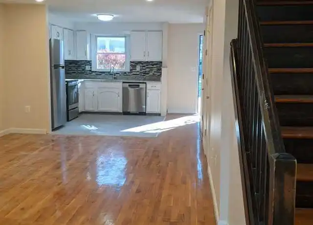 Property at 28 Otis St Unit 28F, Manchester, CT, 06040, 2 beds, 1 bath, [object Object]