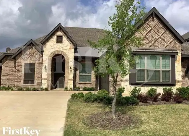Property at 111 Balsam Dr, Red Oak, TX, 75154, 3 beds, 2 baths, [object Object]