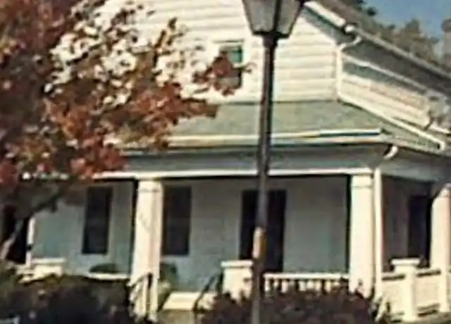 Property at 1007 Madison St Unit 1 efficiency, Fort Wayne, IN, 46803, 1 bed, 1 bath, [object Object]