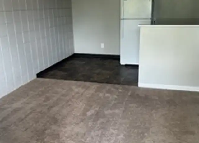 Property at 199 Rosemont Dr Unit 11, Moon Twp, PA, 15108, 1 bed, 1 bath, [object Object]