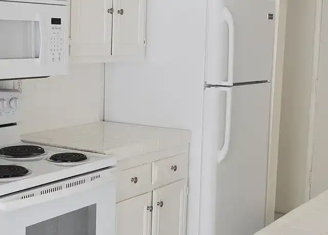 Property at 1380 Midvale Ave, Los Angeles, CA, 90024, 1 bed, 1 bath, [object Object]