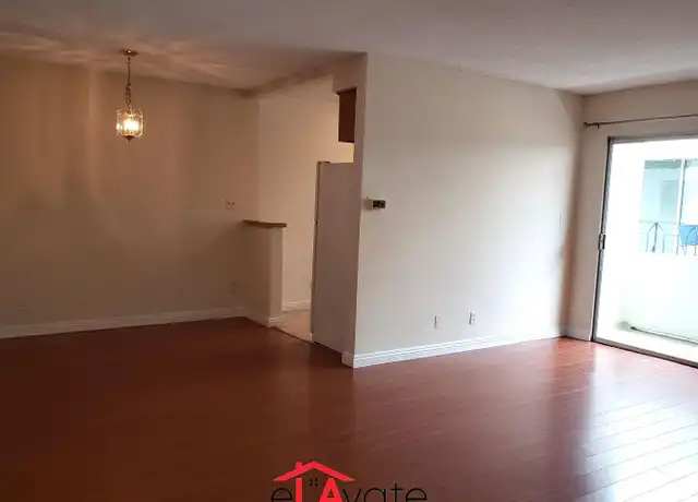 Property at 1005 N Curson Ave, West Hollywood, CA, 90046, 1 bed, 1 bath, [object Object]