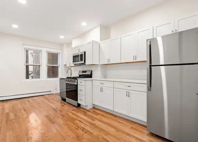 Property at 198 Salem St Unit 2, Boston, MA, 02113, 2 beds, 1 bath, [object Object]