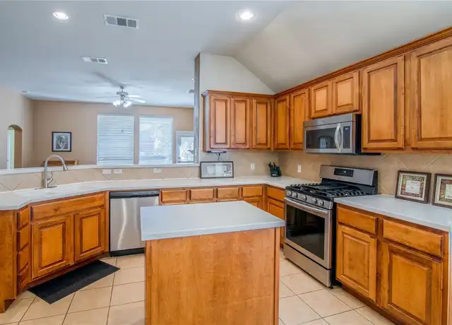 Property at 19321 Gale Meadow Dr, Pflugerville, TX, 78660, 4 beds, 3 baths, [object Object]