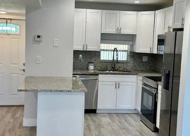 Property at 8961 S Hollybrook Blvd #301, Pembroke Pines, FL, 33025, 2 beds, 2 baths, [object Object]
