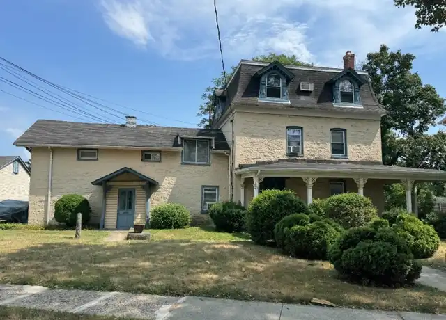 Property at 194 Krone Pl Unit 1, Hackensack, NJ, 07601, 1 bed, 1 bath, [object Object]