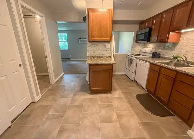 Property at Sycamore Apartments - 190 Sycamore Dr, Pittsburgh, PA, 15235, 1 bed, 1 bath, [object Object]