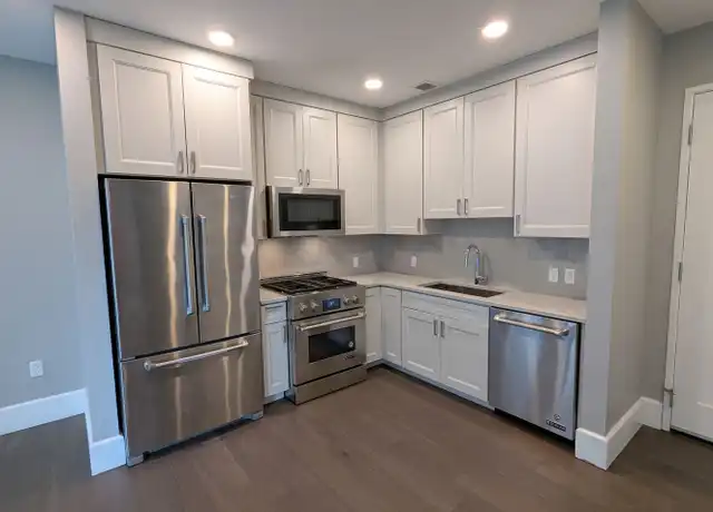 Property at 350 Oliver Ave, Pittsburgh, PA, 15222, 1 bed, 1 bath, [object Object]