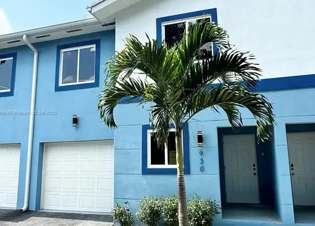 Property at 928 NW 2nd St, Fort Lauderdale, FL, 33311, 3 beds, 2.5 baths, [object Object]