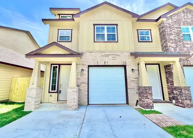Property at 5602 Hirondel St Unit A, Houston, TX, 77033, 3 beds, 2.5 baths, [object Object]