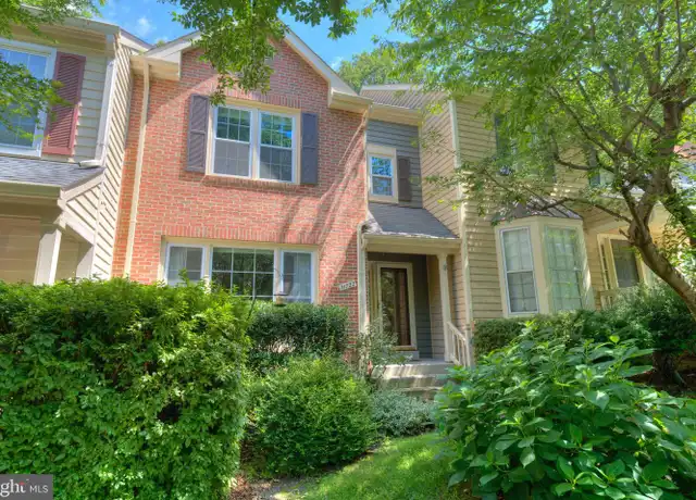 Property at 11722 Great Owl Cir, Reston, VA, 20194, 3 beds, 3.5 baths, [object Object]
