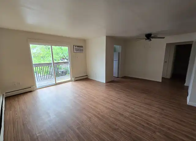 Property at 4047 Reading Rd Unit 29, Cincinnati, OH, 45229, 1 bed, 1 bath, [object Object]
