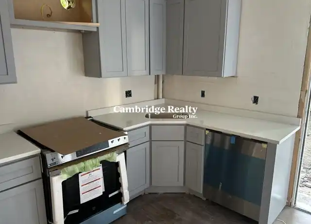 Property at 10 Hunting St, Cambridge, MA, 02141, 2 beds, 1 bath, [object Object]
