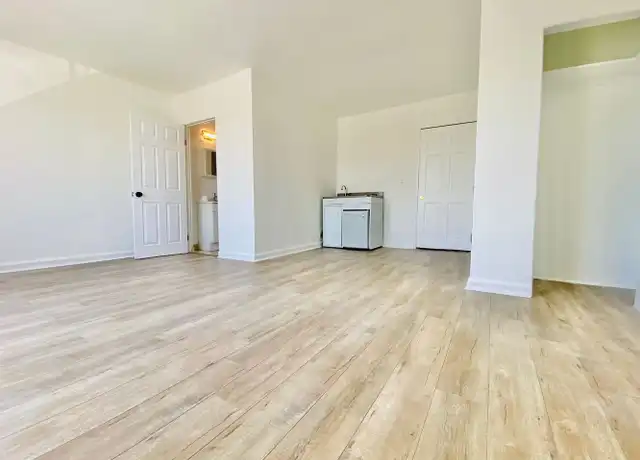 Property at 3551 S Western Ave Unit 2, Los Angeles, CA, 90018, 0 beds, 1 bath, [object Object]