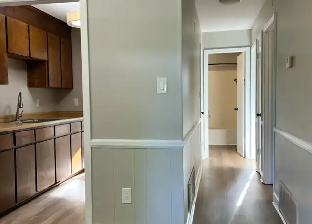 Property at 507b W McElhaney Rd Unit A, Taylors, SC, 29687, 2 beds, 1 bath, [object Object]