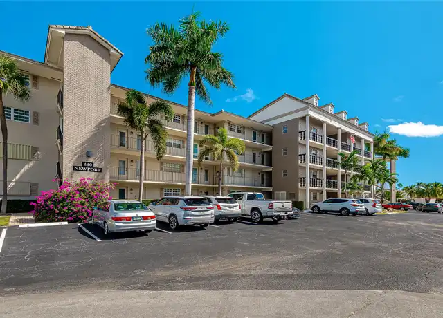 Property at 440 Paradise Isle Blvd, Hallandale Beach, FL, 33009, 2 beds, 2 baths, [object Object]