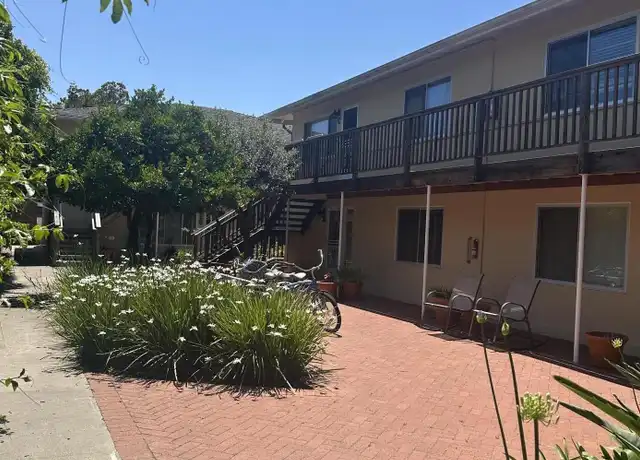 Property at 2119 De La Vina St Unit B, Santa Barbara, CA, 93105, 2 beds, 1 bath, [object Object]