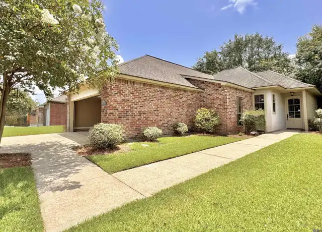 Property at 3141 Nicholson Lake Dr, Baton Rouge, LA, 70810, 3 beds, 2 baths, [object Object]