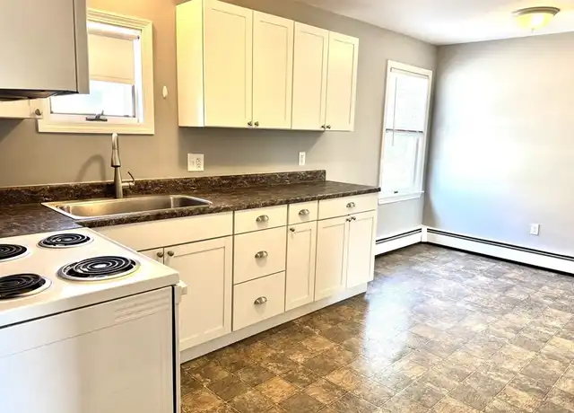 Property at 28 Clark St Unit 2, Danvers, MA, 01923, 2 beds, 1 bath, [object Object]