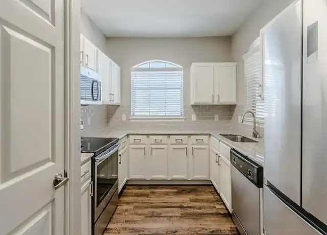 Property at Grafton Flats - 3101 Mustang Dr, Grapevine, TX, 76051, 1-3 bed, 1-2.5 bath, [object Object]
