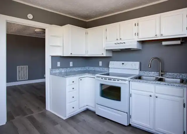 Property at 3581 Robert C Byrd Dr Unit 1, Beckley, WV, 25801, 2 beds, 1.5 baths, [object Object]