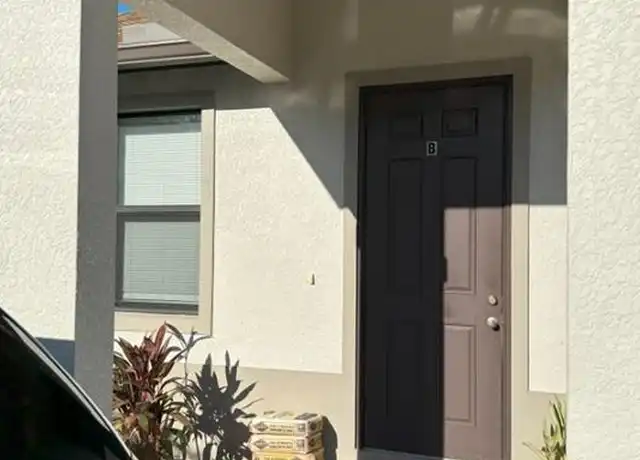 Property at 2861 Tropicana Blvd Unit B, Naples, FL, 34116, 2 beds, 1 bath, [object Object]