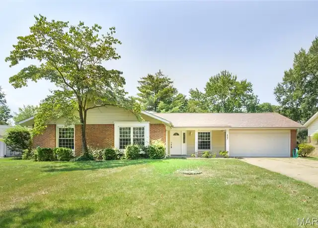 Property at 427 Brass Lamp Dr, Ballwin, MO, 63011, 3 beds, 2 baths, [object Object]
