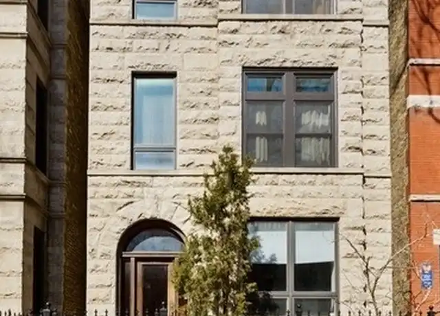 Property at 902 W Newport Ave Unit 2, Chicago, IL, 60657, 3 beds, 3 baths, [object Object]
