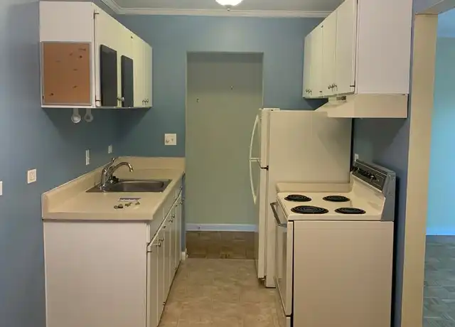 Property at 1800 Jefferson Park Ave #95, Charlottesville, VA, 22903, 2 beds, 1 bath, [object Object]