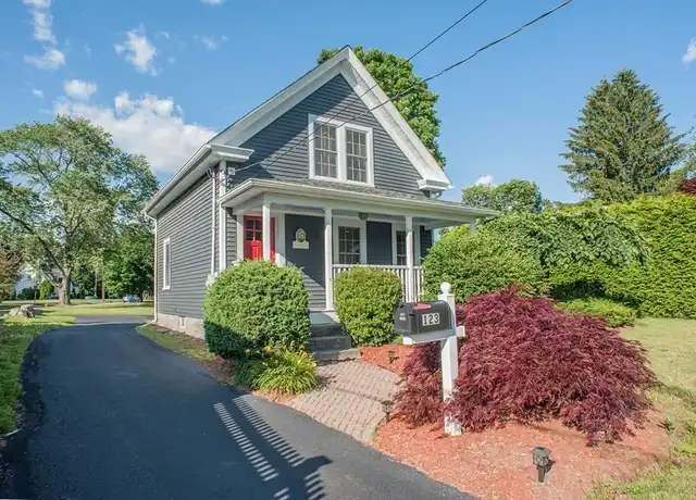 Property at 123 N Main St, Uxbridge, MA, 01569, 3 beds, 1 bath, [object Object]