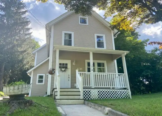 Property at 132 Sparta Ave, Newton, NJ, 07860, 1 bed, 1 bath, [object Object]