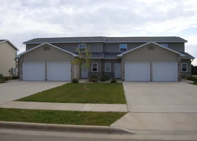 Property at 515 Kozarek Dr Unit 4, Tomah, WI, 54660, 2 beds, 1.5 baths, [object Object]
