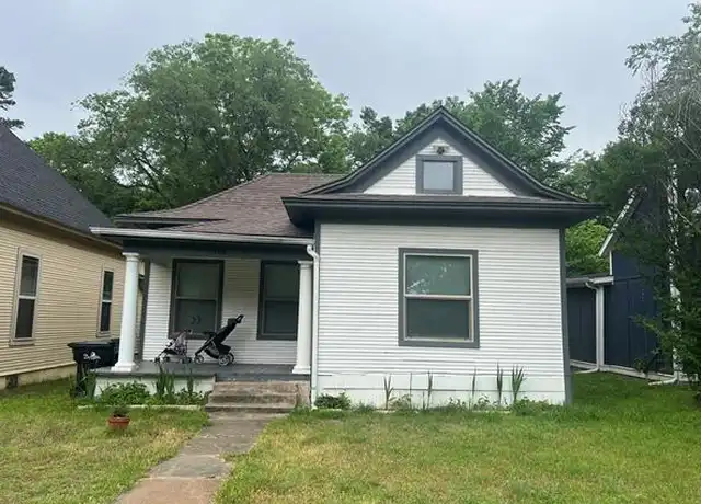 Property at 1006 W Chestnut St, Denison, TX, 75020, 2 beds, 1 bath, [object Object]