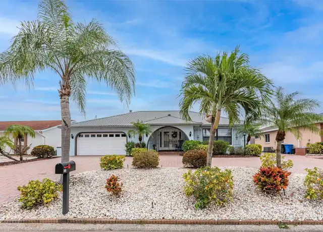 Property at 910 Chipaway Dr, Apollo Beach, FL, 33572, 3 beds, 2 baths, [object Object]