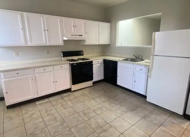 Property at 1126 Sheffield St Unit 202, Pittsburgh, PA, 15233, 2 beds, 1 bath, [object Object]