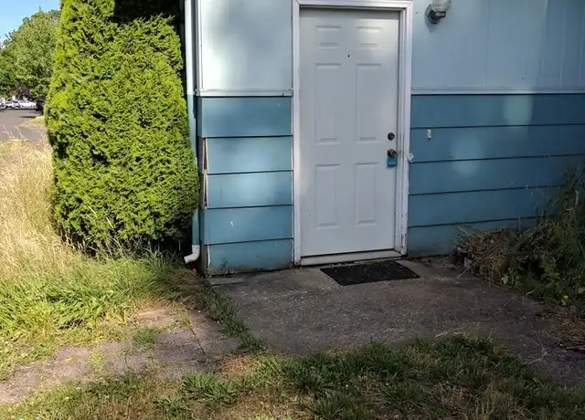 Property at 1810 W 12th Ave Unit 1810, Eugene, OR, 97402, 2 beds, 1 bath, [object Object]