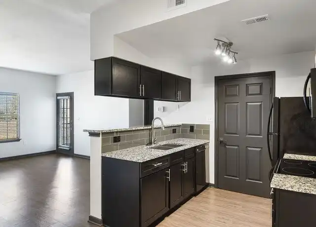 Property at Cayman - 12900 E Loop 1604 N, Universal City, TX, 78148, 1-3 bed, 1-2 bath, [object Object]