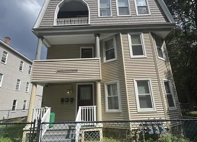 Property at 60 Lakewood St Unit 2, Worcester, MA, 01603, 3 beds, 1 bath, [object Object]