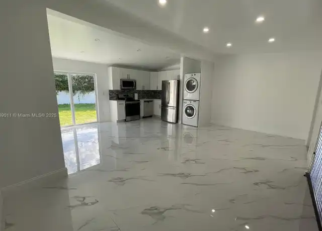 Property at 11040 SW 52nd Dr #11040, Miami, FL, 33165, 2 beds, 1 bath, [object Object]