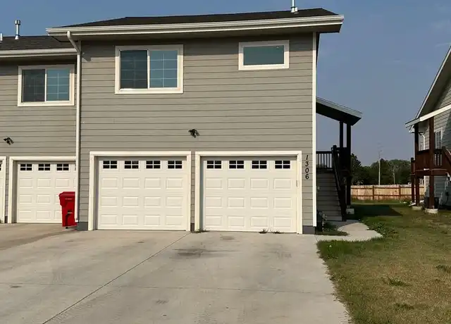 Property at 1306 Bette Ln, Cheyenne, WY, 82007, 3 beds, 2 baths, [object Object]
