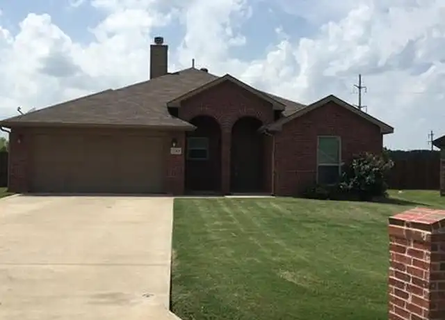 Property at 7205 Hackberry Ct, Granbury, TX, 76048, 3 beds, 2 baths, [object Object]