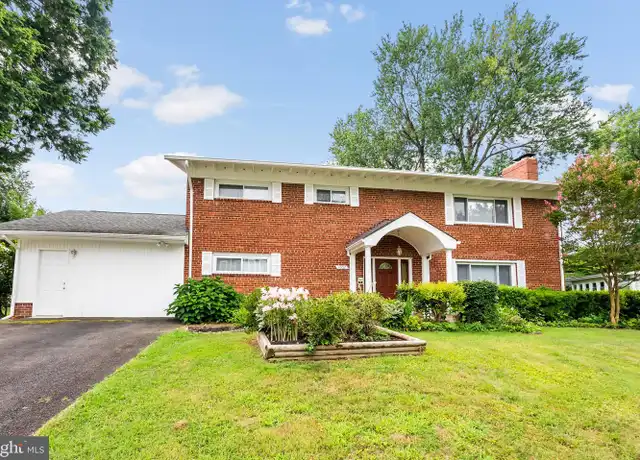 Property at 1602 Woodmoor Ln, Mc Lean, VA, 22101, 4 beds, 3 baths, [object Object]