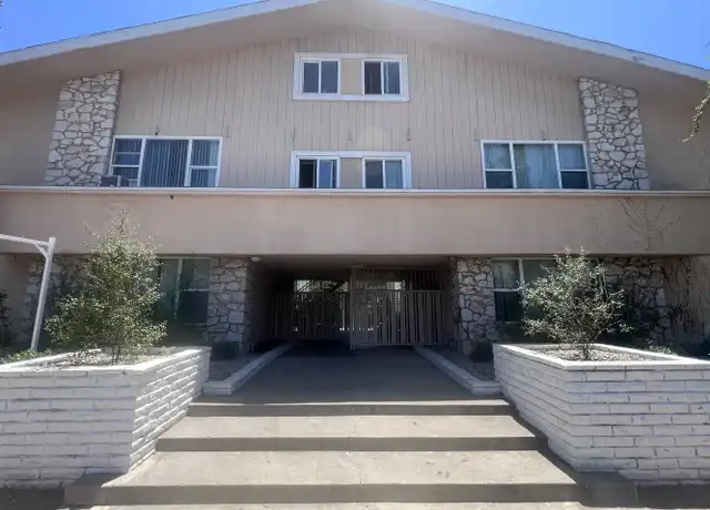 Property at 5350 Russell Ave Unit 14, Los Angeles, CA, 90027, 1 bed, 1 bath, [object Object]