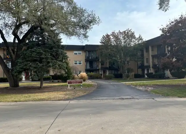 Property at 1003 Euclid Ave, Elmhurst, IL, 60126, 1 bed, 1 bath, [object Object]