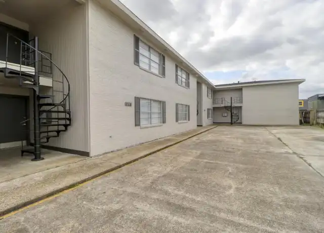Property at 518 E McNeese St, Lake Charles, LA, 70605, 1 bed, 1 bath, [object Object]