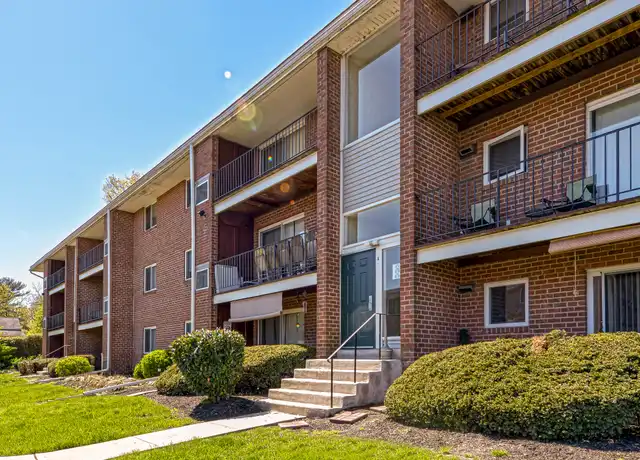 Property at Canal House - 126 E Maple Ave, Morrisville, PA, 19067, 1-2 bed, 1-1.5 bath, [object Object]