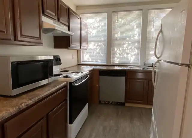 Property at 329 Susquehanna St, Williamsport, PA, 17701, 3 beds, 1 bath, [object Object]