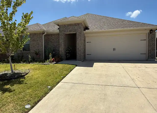 Property at 1205 Canterbury Ln, Ennis, TX, 75119, 3 beds, 2 baths, [object Object]