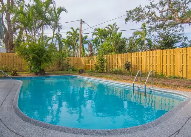 Property at 601 Gardenia Ln, Vero Beach, FL, 32963, 2 beds, 2 baths, [object Object]